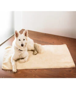 K&N K. & N. Haustierdecke Für Hunde Und Katzen -Garten Und Außenbereich 544171 BildM 001 KNHaustierdeckeFuerHundeUndKatzenHaustierdecke70X100Cm