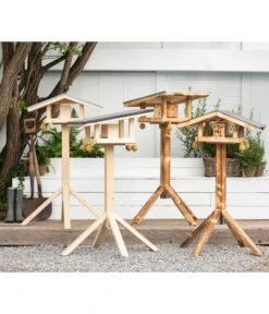 Dehner Natura Futterhaus Karwendel, Natur, Inkl. Ständer, Ca. B84,3/H127,2/T84,3 Cm -Garten Und Außenbereich 6622872 6622898 6622906 6622922 WE MO 002 NVHRofanKarwendel
