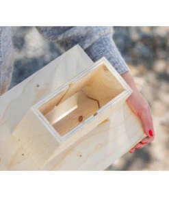 Dehner Natura Futterhaus Karwendel, Natur, Inkl. Ständer, Ca. B84,3/H127,2/T84,3 Cm -Garten Und Außenbereich 6622872 6622898 6622906 6622922 WE MO 007 NVHRofanKarwendel